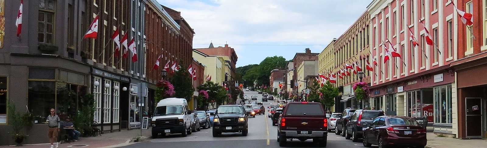 Walton Street busy with cars